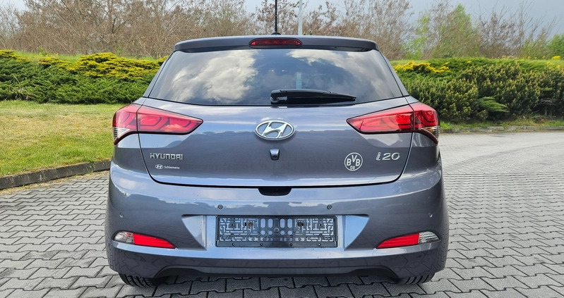 Hyundai i20 cena 39900 przebieg: 200000, rok produkcji 2015 z Iłowa małe 191